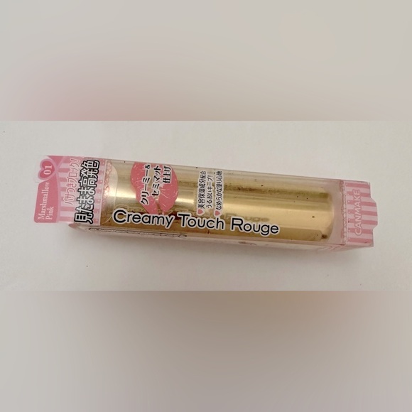 Canmake Creamy Touch Rouge Lipstick (Shade: Marshmallow Pink 01) - Picture 4 of 7